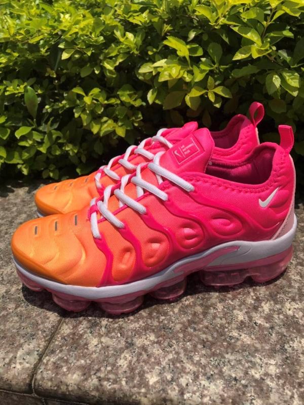 air vapormax plus 2018 tn women-040